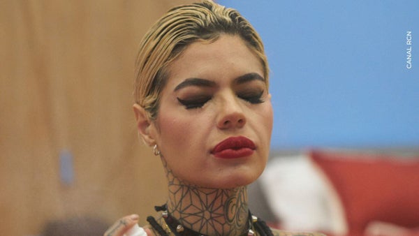 Melissa Gate rompió en llanto tras cumplir años en La casa de los famosos Colombia Melissa Gate rompió en llanto tras cumplir años en La casa de los famosos Colombia