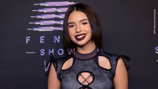 Ángela Aguilar llama la atención tras curioso detalle en foto que pocos vieron