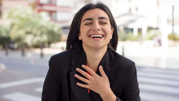 Descubre los sorprendentes beneficios de la risa para tu salud y bienestar ¡Video!