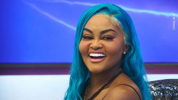 La Jesuu sufrió divertida caída en plena fiesta en La casa de los famosos Colombia