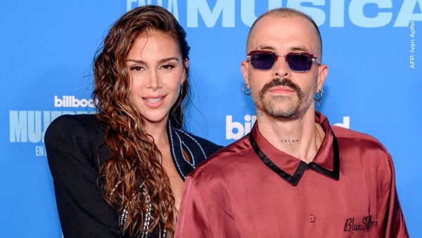 Greeicy recibió romántica sorpresa de Mike Bahía en pleno concierto en México