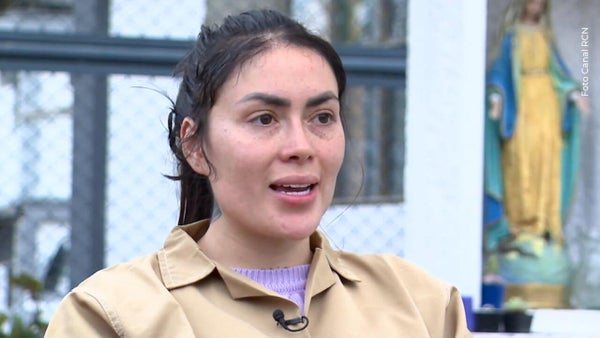 Así fue el emotivo reencuentro de Epa Colombia con su hija Daphne en la cárcel Así fue el emotivo reencuentro de Epa Colombia con su hija Daphne en la cárcel