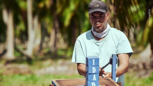 ¿Cuáles son los síntomas del cáncer de próstata que enfrentó el actor Juancho Arango?