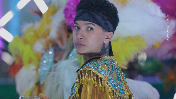 Cami Pulgarín quedó mueca tras sufrir percance en plena celebración | VIDEO Cami Pulgarín quedó mueca tras sufrir percance en plena celebración | VIDEO