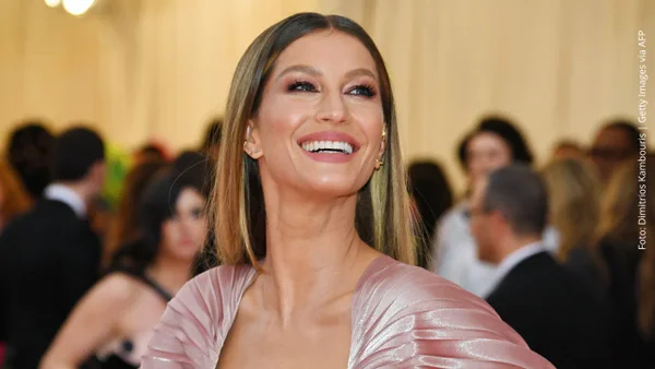 Gisele Bündchen se deslumbra en traje de baño un mes después de dar a luz: ¡Fotos! Gisele Bündchen se deslumbra en traje de baño un mes después de dar a luz: ¡Fotos!