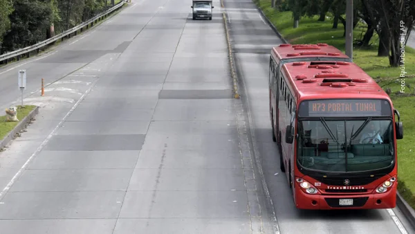 ¿Qué es la mecanofilia? La mujer que se casó con un TransMilenio y su historia ¿Qué es la mecanofilia? La mujer que se casó con un TransMilenio y su historia