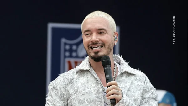 J Balvin rinde homenaje a artistas colombianos en su concierto en Atlanta J Balvin rinde homenaje a artistas colombianos en su concierto en Atlanta