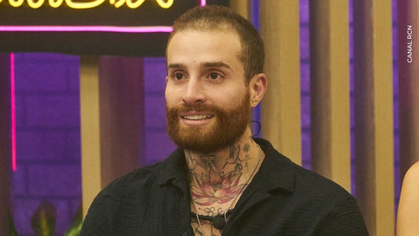 Así se veía Mateo Varela de La casa de los famosos cuando protagonizó video de Andy Rivera Así se veía Mateo Varela de La casa de los famosos cuando protagonizó video de Andy Rivera