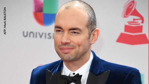 Santiago Cruz lanza “6:00 a.m. (Versión 2025)” y revive su álbum más icónico