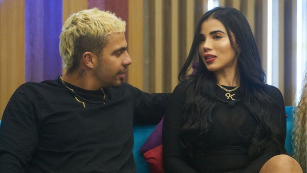 Karina García y Atafulla son castigados por el Jefe en La casa de los famosos Colombia Karina García y Atafulla son castigados por el Jefe en La casa de los famosos Colombia