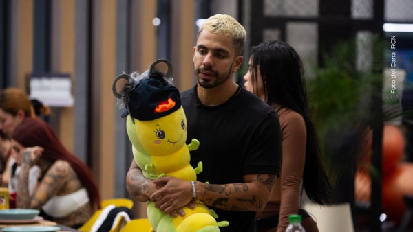 La casa de los famosos: revelan el precio de 'Estándar' el peluche que Marlon le regaló a Altafulla La casa de los famosos: revelan el precio de 'Estándar' el peluche que Marlon le regaló a Altafulla