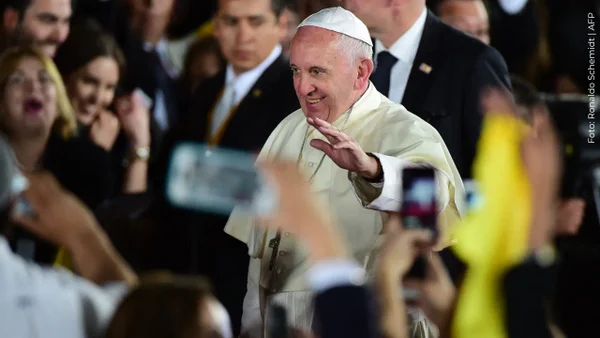 Mhoni Vidente advierte: “Una fuerza oculta” elegirá al próximo papa del Vaticano Mhoni Vidente advierte: “Una fuerza oculta” elegirá al próximo papa del Vaticano