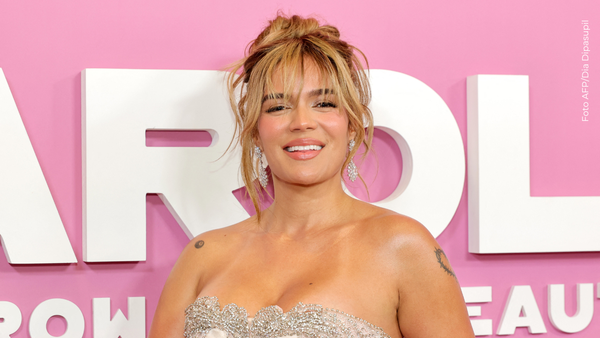 Karol G reveló difícil situación que vivió por parte de un empresario