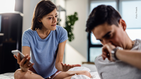 Video viral: Mujer descubre la infidelidad de su novio con otro hombre