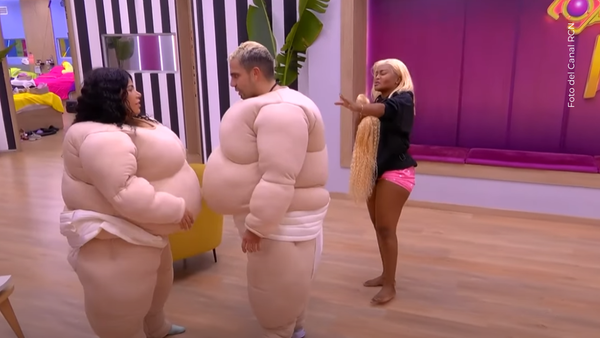 Emiro y Camilo dicen que Altafulla tendría problemas tras baile con La Toxi en La casa de los famosos Emiro y Camilo dicen que Altafulla tendría problemas tras baile con La Toxi en La casa de los famosos