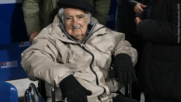 ¿Cuáles son los síntomas del cáncer de esófago que enfrenta Pepe Mujica hoy?