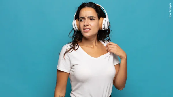 ¿Usar audífonos daña tu oído? Las consecuencias que podrías estar ignorando ¿Usar audífonos daña tu oído? Las consecuencias que podrías estar ignorando