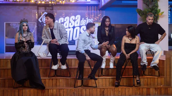 Mamá de Altafulla y tío de la ‘Toxi’ brillan en duelo de baile en La casa de los famosos Mamá de Altafulla y tío de la ‘Toxi’ brillan en duelo de baile en La casa de los famosos