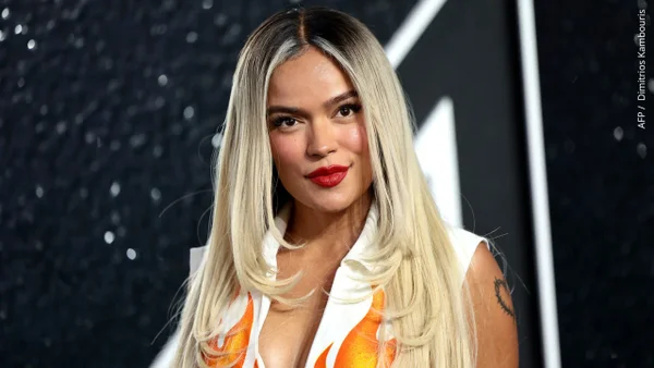 Karol G reveló el tracklist de 'Tropicoqueta': estos son los artistas invitados Karol G reveló el tracklist de 'Tropicoqueta': estos son los artistas invitados