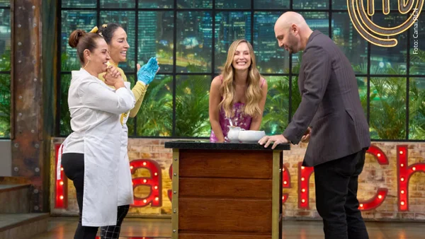 El 'piropo' de Nicolás de Zubiría a Luly Bossa y Patricia Grisales en MasterChef Celebrity El 'piropo' de Nicolás de Zubiría a Luly Bossa y Patricia Grisales en MasterChef Celebrity