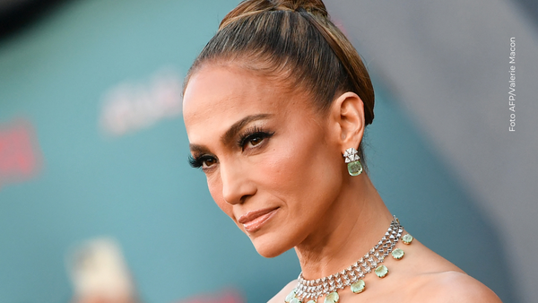 ¿Qué viene Jennifer López para lucir joven, fuerte y radiante a sus 55 años?