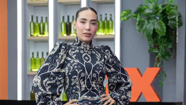 Luisa Fernanda W enamora al mostrar su físico en México y se ve intacta