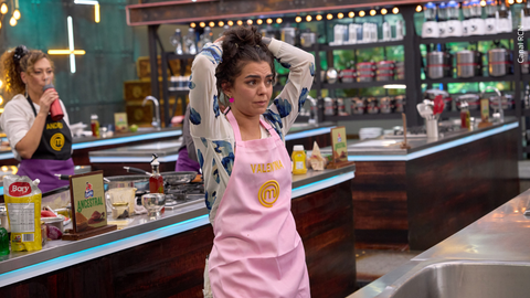Valentina Taguado llora en el reto de la caja misteriosa de MasterChef