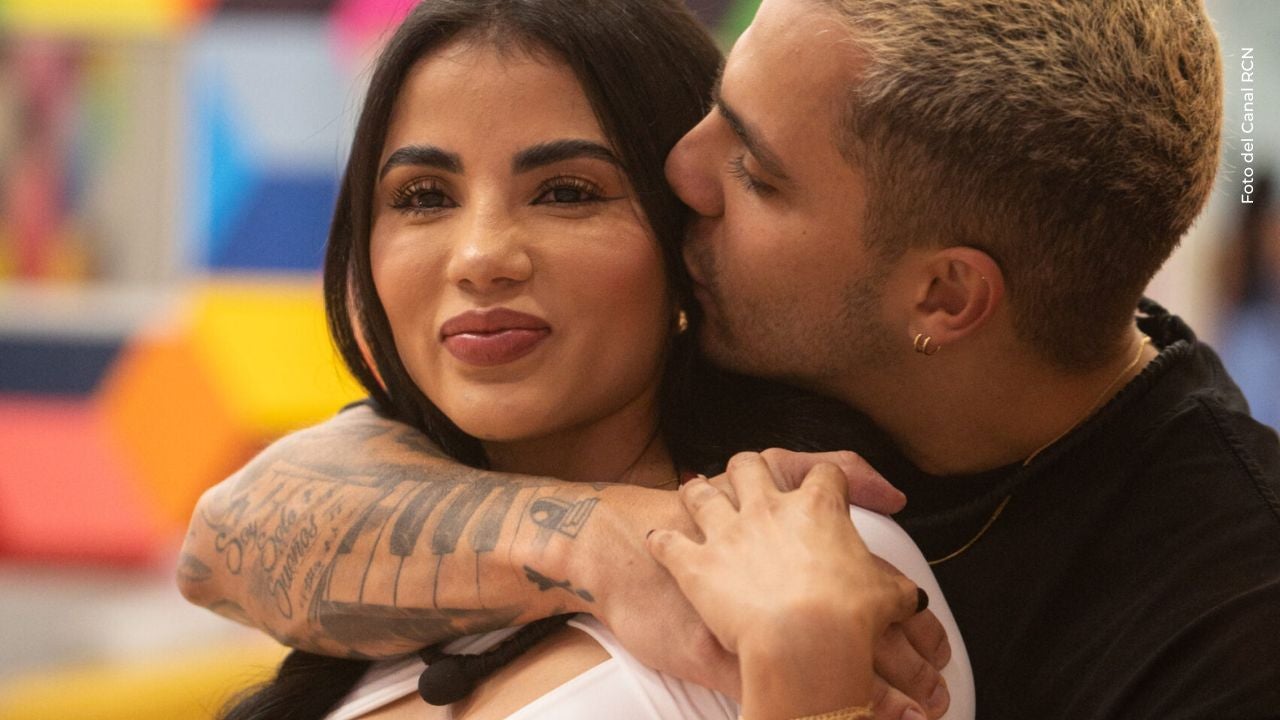 Fans desatan locura al ver a Karina García y su reacción causa revuelo