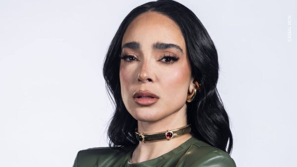 Manelyk y Caramelo hacen oficial su relación: “Me siento plena y feliz”