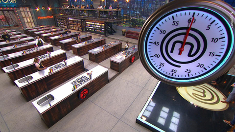Faltan 15 minutos para que se acabe el reto del día en MasterChef Celebrity