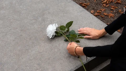 Carlos Feria rinde homenaje a su hermana fallecida