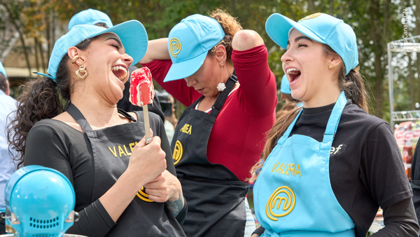 Valentina Taguado y Valeria Aguilar divirtieron al mostrar sus clases en MasterChef Celebrity Valentina Taguado y Valeria Aguilar divirtieron al mostrar sus clases en MasterChef Celebrity