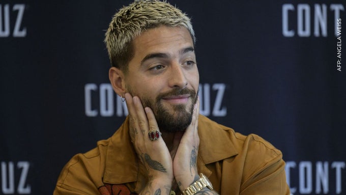 Maluma Maluma sorprendió a su mamá con serenata