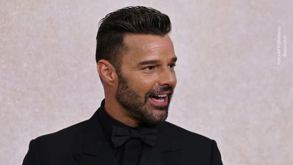 Ricky Martin presume con orgullo a sus mellizos en redes sociales