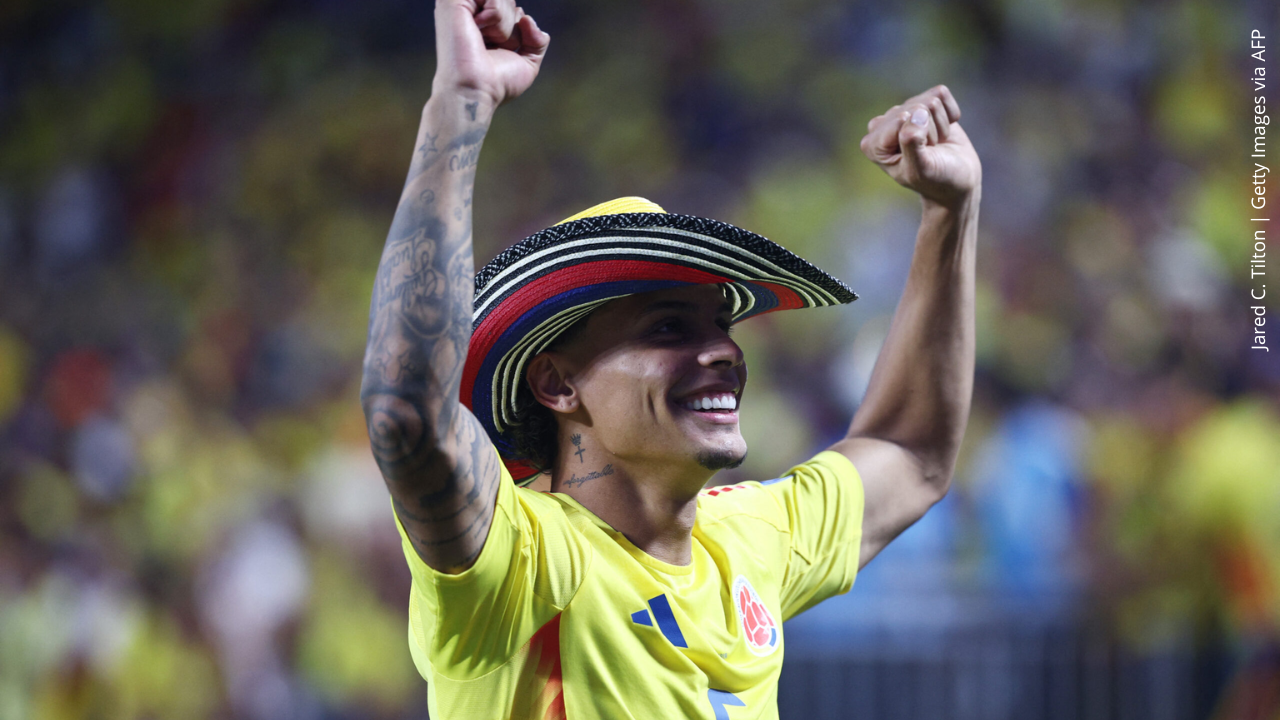 Richard Ríos sorprende como modelo en la Copa América y causa sensación