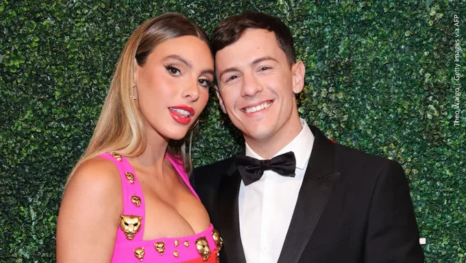 Lele Pons y Guaynaa anuncian el nacimiento de su hija Lele Pons y Guaynaa anuncian el nacimiento de su hija Eloísa