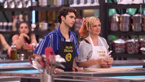 Carolina y Julián vencieron su miedo y se llevaron el pin de inmunidad