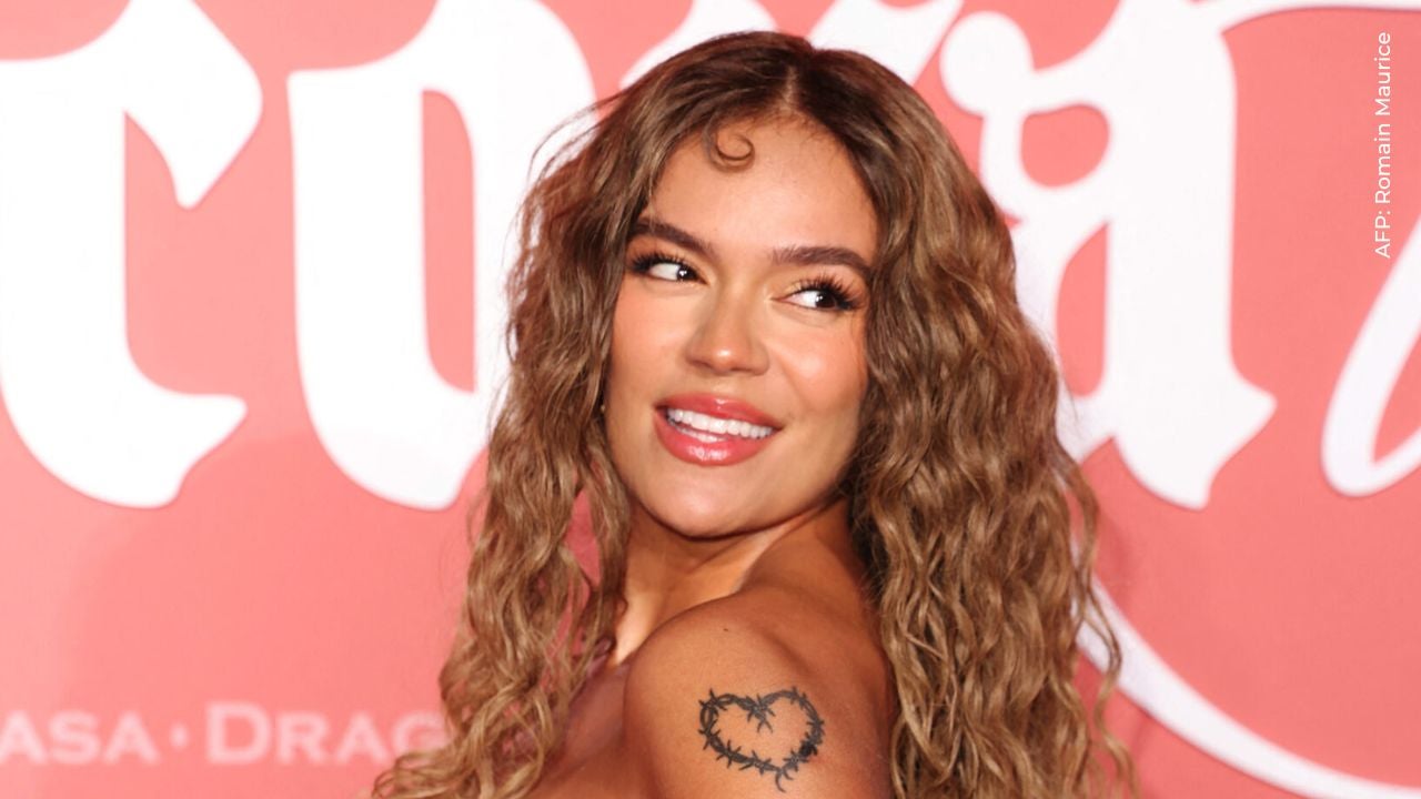 Karol G consuela a fan llorando en concierto Karol G concierto en Medellín