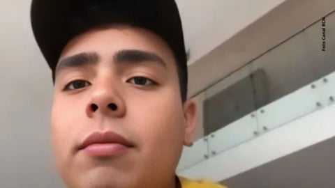 Felipe Saruma sorprende al aparecer rapado en redes