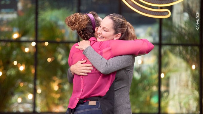 Claudia Bahamón y Andrea Guzmán en MasterChef Celebrity