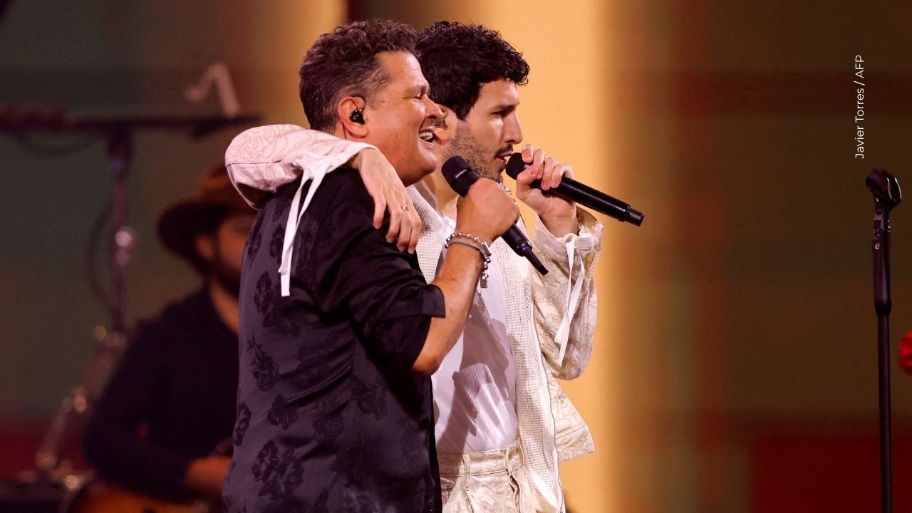 Carlos Vives y Sebastián Yatra durante una colaboración musical.