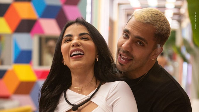Paricipantes: Altafulla y Karina Altafulla y Karina
