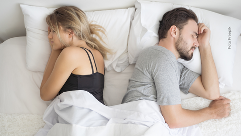 Pareja durmiendo