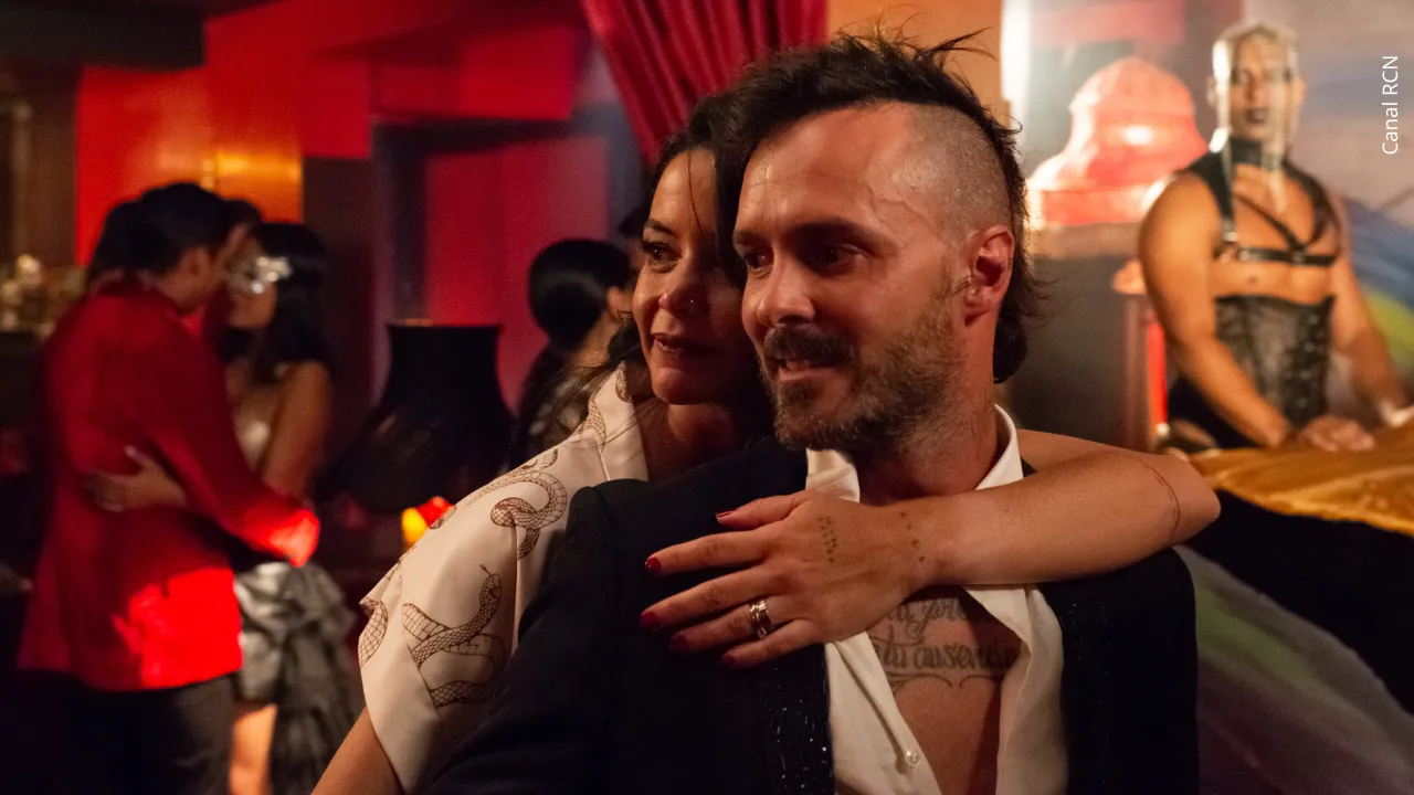 Estas parejas famosas de Colombia siguen juntas Estas parejas famosas de Colombia siguen juntas y son ejemplo de amor duradero