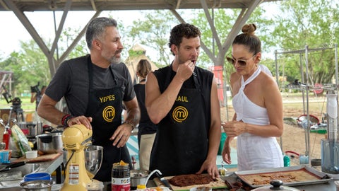 Raúl Ocampo reaccionó a plato crudo que tuvo en MasterChef