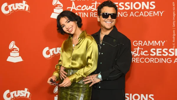 Ángela Aguilar y Christian Nodal desatan polémica por revelaciones en trend de esposos Ángela Aguilar y Christian Nodal desatan polémica por revelaciones en trend de esposos