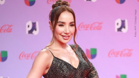 En redes sociales, la cantante popular Paola Jara revela cómo se siente con su pancita de embarazo.