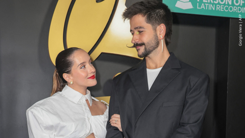 Camilo y Evaluna muestran los detalles de su vida por España