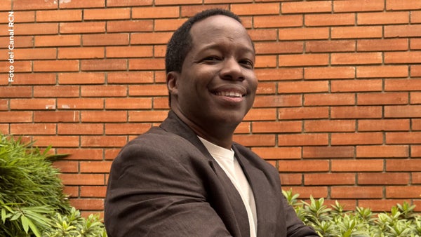 Mauro Castillo presenta su disco grabado en vivo desde la Casa Blanca