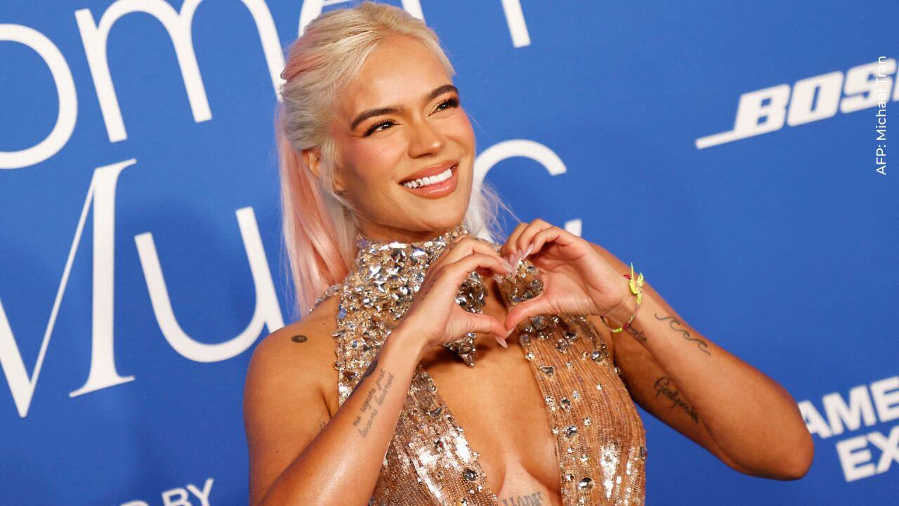 Greeicy apoya la fundación de Karol G
